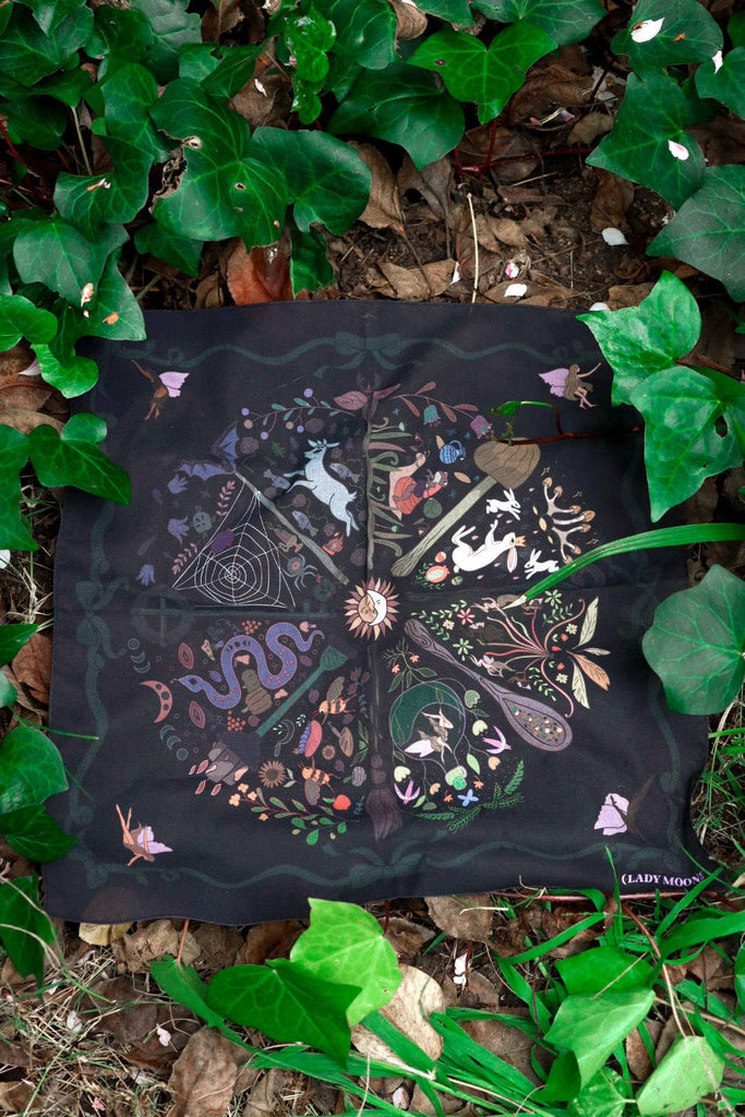 Altar Cloth Bandana: Wheel of The Fae